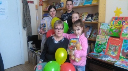 „Apkabink biblioteką, draugą ir knygą“