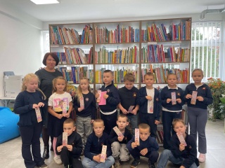 Pirmokų pažintis su biblioteka ir Kicia Kocia nuotykiais! 